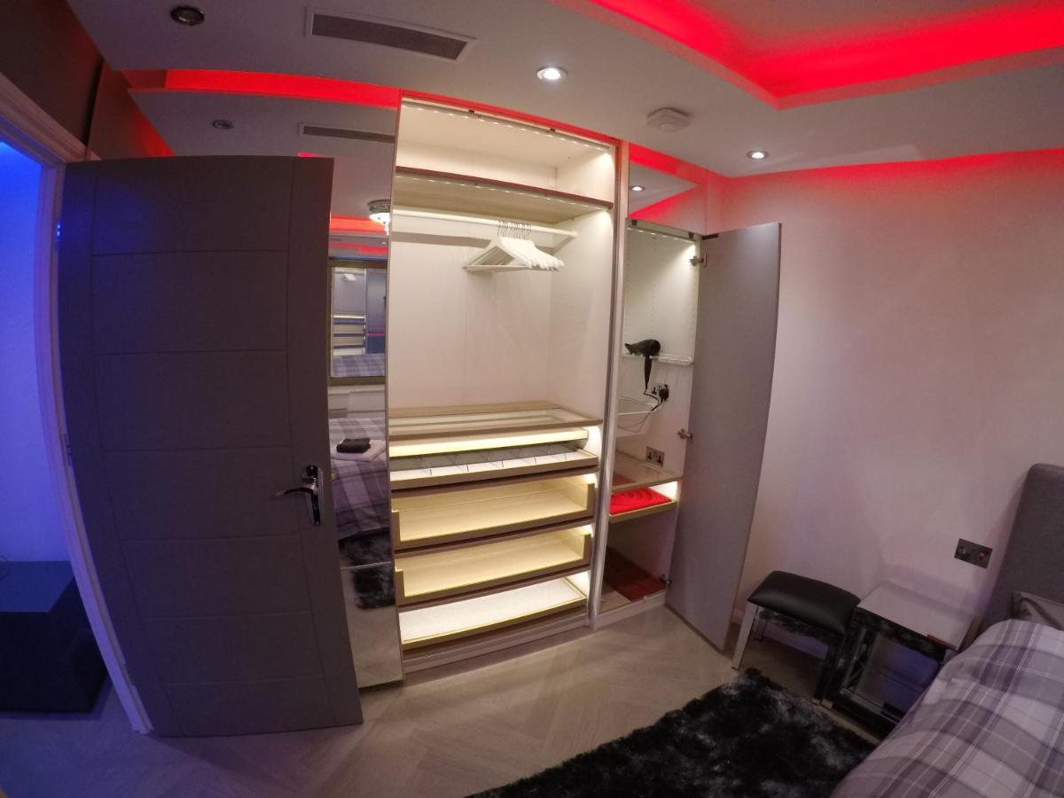 Perfect Central London Base ภายนอก รูปภาพ